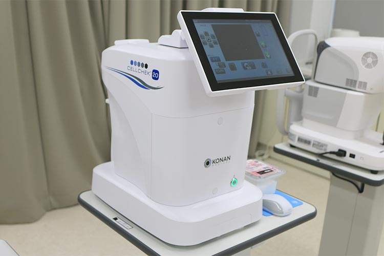 角膜内皮測定装置(コーナンメディカル社:CellChek 20-1)